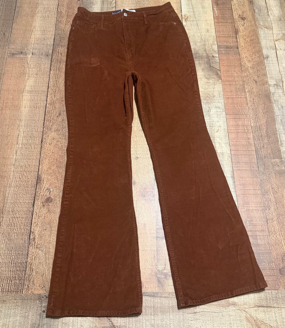 Old Navy Women's Brown Higher High-Rise Flare Corduroy Pants Sz 12 Fall Preppy